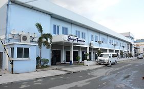 Siayan Travellers Inn